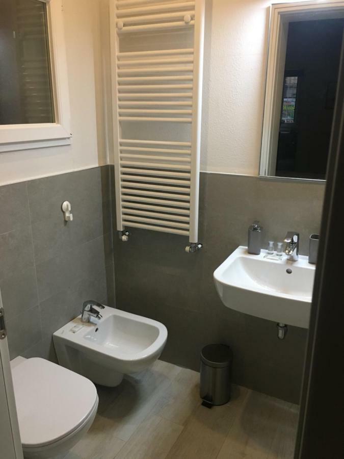 Oriani 20 Bolonha Exterior foto